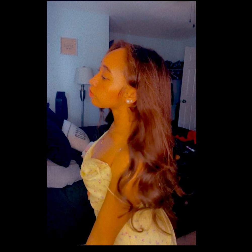 Meet your Posher, Emanee'